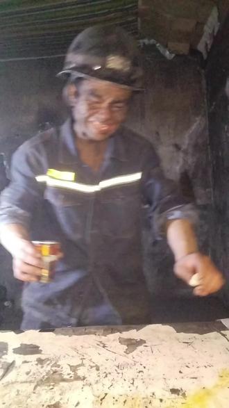 看一遍笑一遍,又是婆娘打麻将时