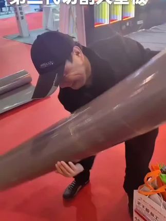 #广告人 #喷绘写真加工 #门头招牌 #切割垫板 @广告人老魏-软图科技喷印物料后道 @汪汪姐广告装饰物料 @喷印联盟老葛 @旗行天下(彩旗 快幕秀 沙滩旗 A屏) @石家庄众越uv喷画 @爱喷画的小宇哥