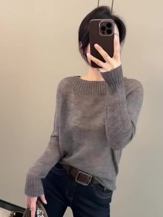生活本就与众不同 何必追求和别人一样#谁穿谁好看#时尚穿搭#穿出自己的风格#今天穿什么#打底衫 @巨量千川 @抖音Dou+上热门