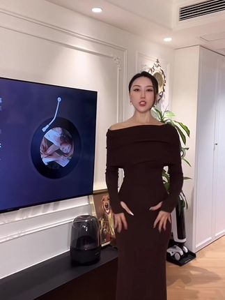 秋季针织性感包臀裙长袖纯欲风高腰连衣裙一字肩翻领气质初恋风#洋气减龄 #面料柔软舒适