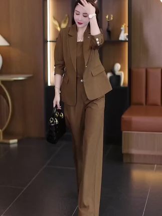 职业西装套装女春秋新款气质减龄酒店上班西服背心直筒裤三件套#职业西装套装女春秋新款#筒裤三件套