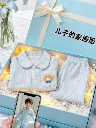 #流光机能风穿搭太有生命力了 #chic拉满的流光运动风穿搭 #早秋秀场抄作业告别路人感#中性风入秋穿搭灵感 #被秋日氛围感穿搭拿捏了 @抖加🔥上热门🔥dou+🔥热点宝