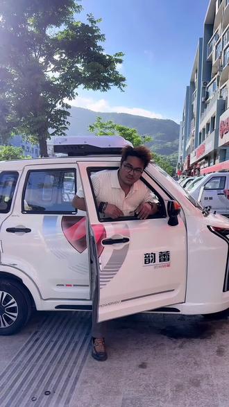 沉浸式安装冷暖空调 自己在家就能轻松升级 #三轮车 #玉环电车胖虎 #全封闭三轮车空调 #台州同城热门推荐 #接娃代步车
