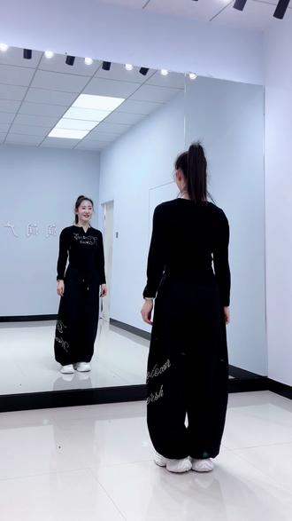 《这个春天你在哪里》0.8倍速跟练#润润广场舞队