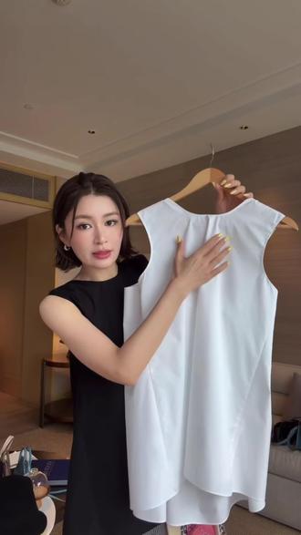 Le Samedi马油叶儿【蜜意缠结】意大利棉府绸解构扭结后斗篷式上衣#穿搭 #高级感穿搭 #气质穿搭 #显瘦穿搭 #夏季穿搭