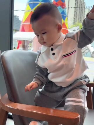 生个儿子吧 把他打扮成自己喜欢的样子 #呆萌可爱 #人类幼崽又奶又酷穿搭#萌娃穿搭 #高品质童装