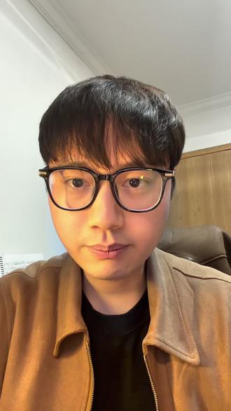 家长孩子都能看懂的|管弦乐队快速认知
很多人以为
听音乐会=听个热闹
但其实
你能不能听懂
取决于你知不知道声音从哪儿来
这条视频
帮你一次性理清
👉 管弦乐队的结构
以及,每个声部什么效果
音乐会
从“听见”到“听懂”
#管弦乐 #音乐科普 #张老斯音乐 #新年音乐会 #音乐审美