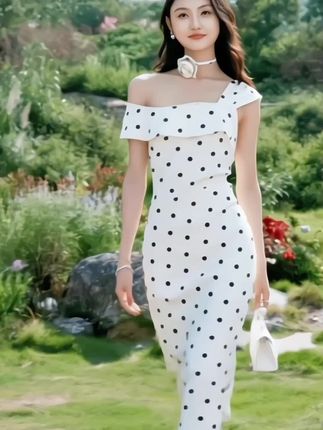 杰哥绮选新品上新定时首发 #爱客 #法式波点连衣裙