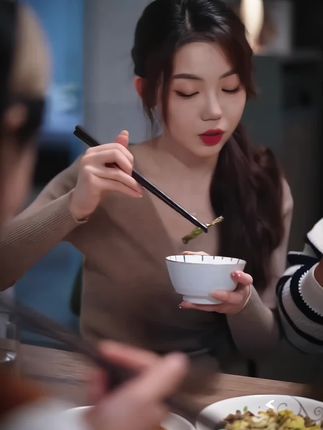 真正爱你的人面对困难会迎难而上,排除万难#爱你的人怎么舍得你委屈 #懂你的人会用你需要的方式爱你 #情感 #满眼都是你的人才配的上你的爱 #对的人晚一点遇见也没关系