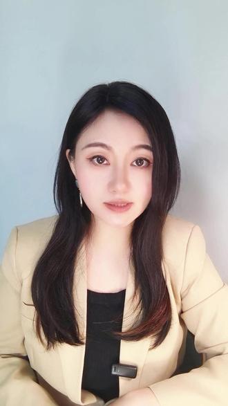 这是一个击鼓传花的游戏,只要游戏不停止,谁也不知道最后到底是在捡钱,还是在接盘。还是那句话,追高有风险,套利需谨慎。#投资 #财富 #白银 #思维