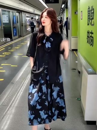 大方得体穿搭复古套装#夏季新款黑色衬衫印花阔腿裤两件套#夏季新款 #显瘦穿搭 #时髦穿搭