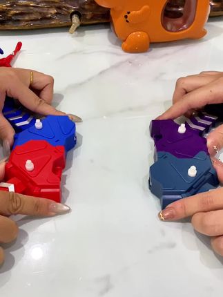 小侄子的玩具,360个月的宝宝也玩疯了#让孩子远离手机 #童年玩具 #亲子互动 #奥特曼玩具