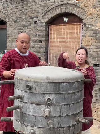 愿意吃蛋黄不愿吃蛋青的你就吃这个大蛋黄的咸鸭蛋,口感细腻起砂,滋滋冒油#流油海鸭蛋 #烤鸭蛋#强烈推荐 #农产品 #快来一起尝个鲜