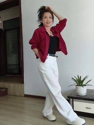 2025网红爆款牛仔外套女韩版工装上衣设计感外套牛仔夹克8118#秋季穿搭 #百搭上衣 #时尚 #牛仔外套女孩 #洋气减龄
