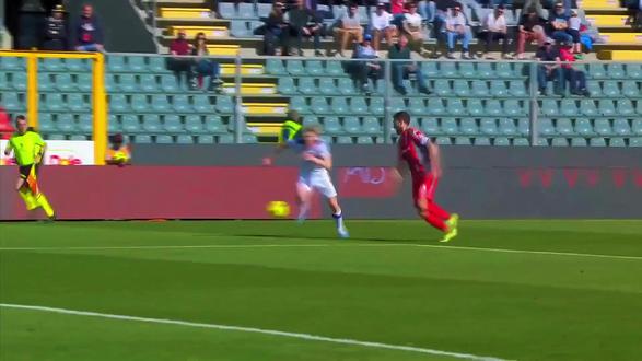 主场两连败!佛罗伦萨遇意甲黑马科莫,杯赛救赎战攻防全崩? #佛罗伦萨vs科莫 #佛罗伦萨 #科莫 #足球的魅力 #意杯