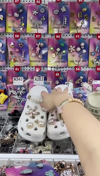 DIY洞洞鞋配饰!珍珠链条爱心套装太会搭啦!