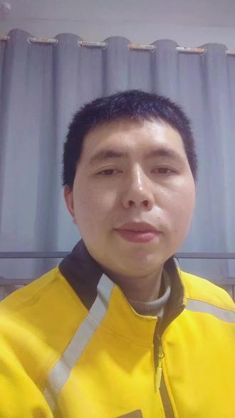 圆规为什么可以画圆,因为脚在走,而心不变。你为什么不能圆梦,因为心不定,脚不动。#人生哲理 #正能量传递 #坚定信念 #选择大于努力