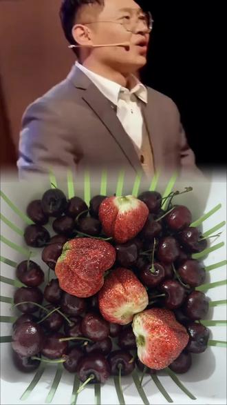 我想要一块草莓蛋糕|我们执着的那块草莓蛋糕现在还在执着吗#成年人的情绪 #强烈推荐 #我要上热们 #美食 #现在很好未来更好