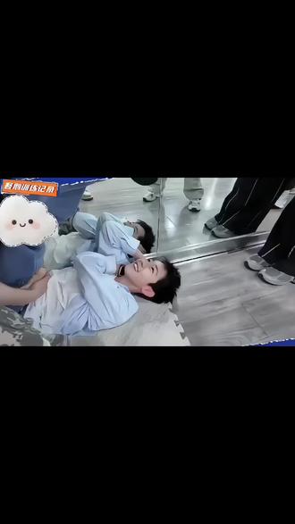 存档|佟弋|2026.05.03
小弋,你走的每一步都算数。#佟弋#TF家族#TF家族五代