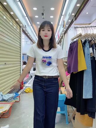 新款短袖#女装 #显高显瘦 #今日穿搭