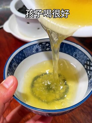 全程不加一滴水的溢鸡汤,家有成长期的孩子,可以经常煲来喝,鲜甜又营养#成长汤#溢鸡汤 #营养又美味#溢汤#溢汤炖盅