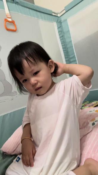 哎呀妈呀脑瓜疼脑瓜疼~#被被 #阿贝贝