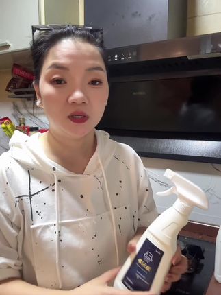 厨房卫生没得一款好用的工具真的是老阔疼,我相信没有哪个人是喜欢搞卫生,而且厨房卫生大多数都是女性搞,很少有男人喜欢搞厨房卫生,一定得把工具用起来