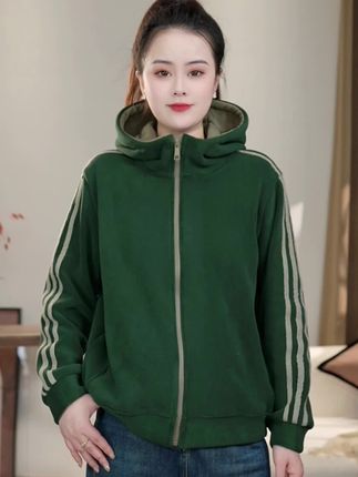 #ootd穿搭 秋季新款时尚拼接女连帽长袖外套运动开衫加绒加厚外套带帽#好物推荐🔥 #显瘦穿搭 #早秋穿搭 #美出高级感