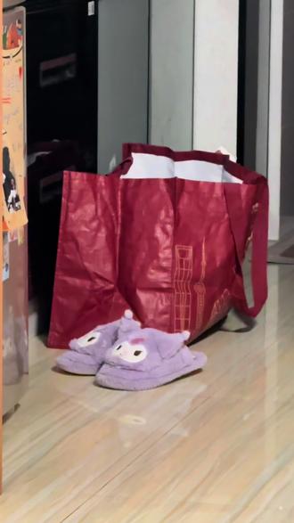 有什么坏话别当面说,其实咪什么都懂,别伤了咪的心~~#猫咪日记 #猫咪听懂人话 #小猫咪能有什么坏心眼 #小猫咪能有什么坏心思它只想被爱 #宠物出道计划