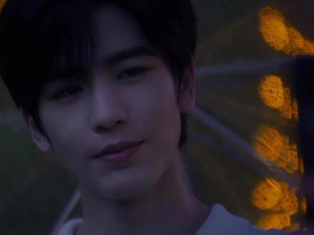 他终于发现了头像的含义#张凌赫 #好剧推荐 #因为一个片段看了整部剧 #爱情剧推荐 #超甜剧情