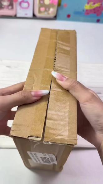 相识于夏天 也毕业于夏天 相框太小了,装不下我们的回忆,装不下我们的青春 #六年级毕业季 #相框 #回不去的旧时光 #毕业咯愿我们前程似锦 #毕业季