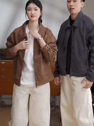 秋季男款休闲水洗牛仔夹克时尚百搭宽松短款外套#秋季上新 #牛仔外套 #宽松有范 #潮牌男女同款 #早秋高智感职场穿搭