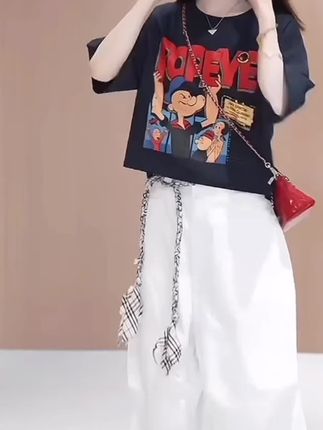 小个子甜美时尚气质穿搭夏季涂鸦圆领无袖背心百搭短裤子夏季套装#多色可选好看又便宜 #时尚洋气#休闲百搭#好看又可爱