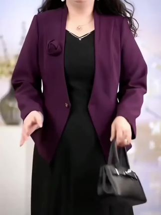 #早秋穿搭公式来了#如果上班都穿流光高智风 #早秋不费力显贵穿搭#微胖女生怎么穿出早秋氛围感 #高个子女生的早秋穿搭