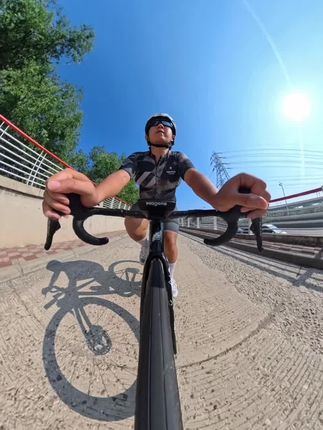 烂路太好玩啦!!!#影石insta360 #影石X5 #双轮驱动bike #骑行 #蔡徐坤新歌