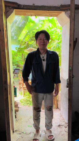 连夜被我妈妈召回,农村是真的辛苦的!最近妈妈是每天忙到了 晚上12点,早上五点就起来挑捡金银花!父母坚信勤劳致富,每天过的忙忙碌碌,踏踏实实,作为他们的孩子,我也是坚信努力总有回报!只要家人健健康康,一家人努努力力的,也是非常幸福的!
#原创视频 #我的乡村生活 #我的农村生活 #优质农产品 #记录真实生活 @抖音小助手