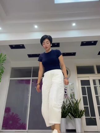 # 【爆款现货】2025增高显瘦德训鞋女欧若风透气秋季轻便厚底阿甘鞋@抖音小助手