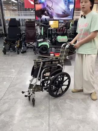 #衡互邦轮椅 #适老化产品 #源头实力厂家 #工厂直发品质保障 #一件也是出厂价 铝合金小型带助力圈轮椅车
