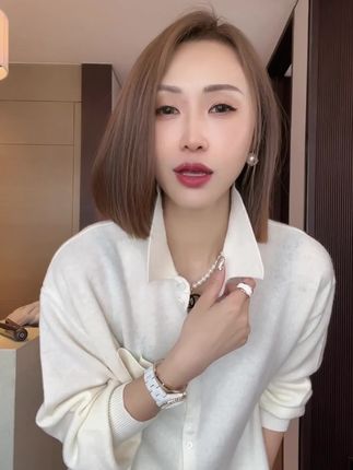 #羊毛衫 #遮肉显瘦 #洋气减龄 #气质穿搭 #精致女人必备
