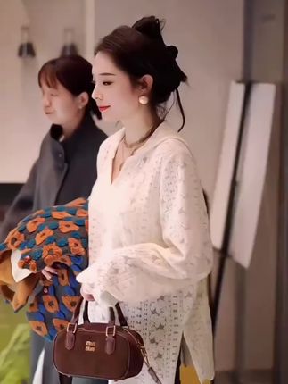 磨毛提花镂空蕾丝衫女春季新款宽松叠穿打底衫连帽上衣# 连帽衫穿搭 # 入秋穿搭攻略