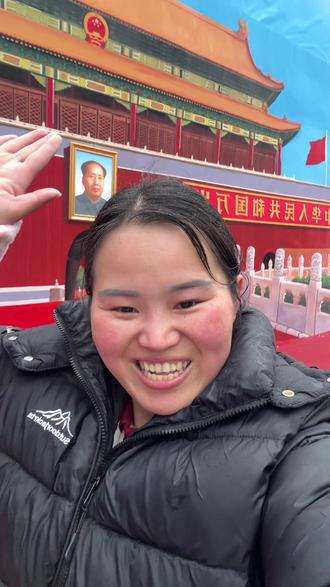 朋友们,我从山东回到贵州德江老家了,回来帮忙我老爸给粉丝朋友们,办天麻泡汤肉饭,欢迎大家来我家乡吃泡汤宴#贵州子涵 #泡汤肉 #杀猪宴 #德江县#德江天安门