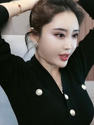 轻奢设计感Z字型珍珠大抓夹后脑勺盘发鲨鱼夹发抓夹时尚发卡发夹#轻奢珍珠抓夹 #设计感Z型珍珠抓夹 #鲨鱼抓夹 #时尚抓夹