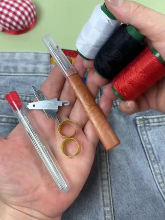 【39件针套装】大鼻子钢针缝被子老人针家用缝衣服老式用 【39件针套装】#大鼻子钢针 #缝被子老人针 家用缝衣服老式用#针线包 #针