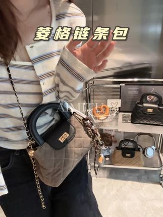 什么拧巴的人需要一个赶不走的爱人 没有这个好看又实用的包包的老婆还需要赶紧安排上呢#热门 #包包推荐 #平价 #艾米兔旗舰店