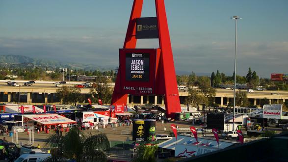 库珀・韦伯在阿纳海姆二号超级越野赛中势头正盛