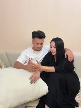 #叶尔赛广州第一美女 今天直播的时候叶总生气了