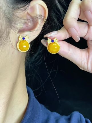 出门被夸无数次的耳钉 蝴蝶结的甜美 蜜蜡的温润轻松拿捏氛围感 #耳钉 #耳钉控 #首饰分享 #蜜蜡 #美出高级感