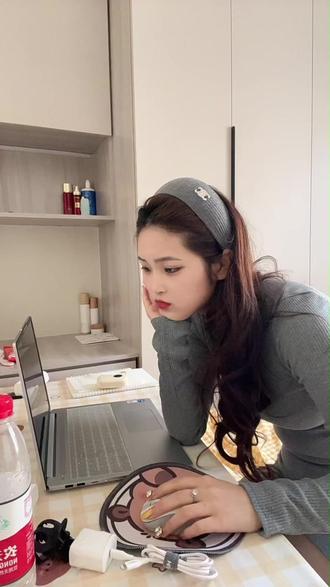 潮流社交就上随变app简单操作高效创作快速跟上全网最热趋势 #随变AI随便玩#随变app#随变一拍就是这么酷#随变潮流玩法