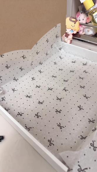 定制拼豆男孩子顾客到底送什么QAQ,没有录后面的视频是因为主包脑子被烧了折来折去,又拿了一张泡沫纸,乱七芭蕉所以直接剪辑掉了QAQ#拼豆定制接单#拼豆打包#弗洛洛#守岸人#鸣潮