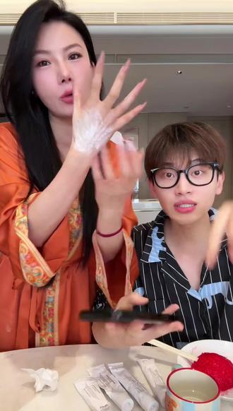 #疯华姐 变白的小秘诀 #赫诗琴 #面膜 #赫诗琴面膜 #变白的小秘诀